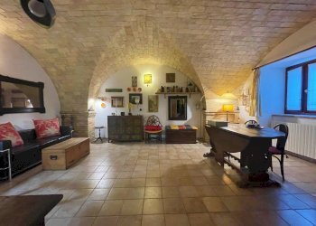 Foto 2 - Quadrilocale via benvignati
 
2, Ripatransone - foto 2