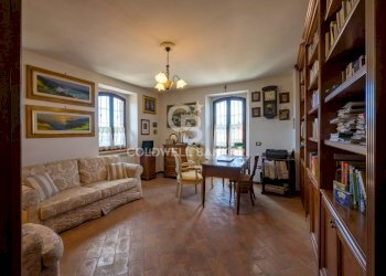 Foto 17 - Rustico Voc. Colle
 
40, Nocera Umbra - foto 17