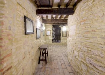 Foto 17 - Stable - Palace Via Gaetano Lapis
 
snc, Cagli - photo 17