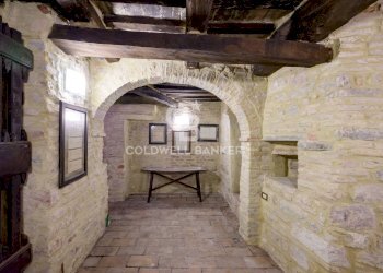 Foto 18 - Stable - Palace Via Gaetano Lapis
 
snc, Cagli - photo 18