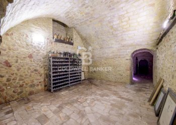 Foto 20 - Stable - Palace Via Gaetano Lapis
 
snc, Cagli - photo 20