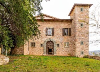 Foto 1 - Stabile - Palazzo Loc. Loreto Alto
 
SNC, Gubbio - foto 1