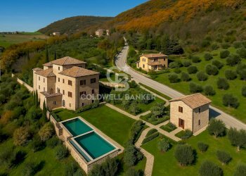 Foto 3 - Stabile - Palazzo Loc. Loreto Alto
 
SNC, Gubbio - foto 3