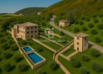 Foto 4 - Stabile - Palazzo Loc. Loreto Alto
 
SNC, Gubbio - foto 4