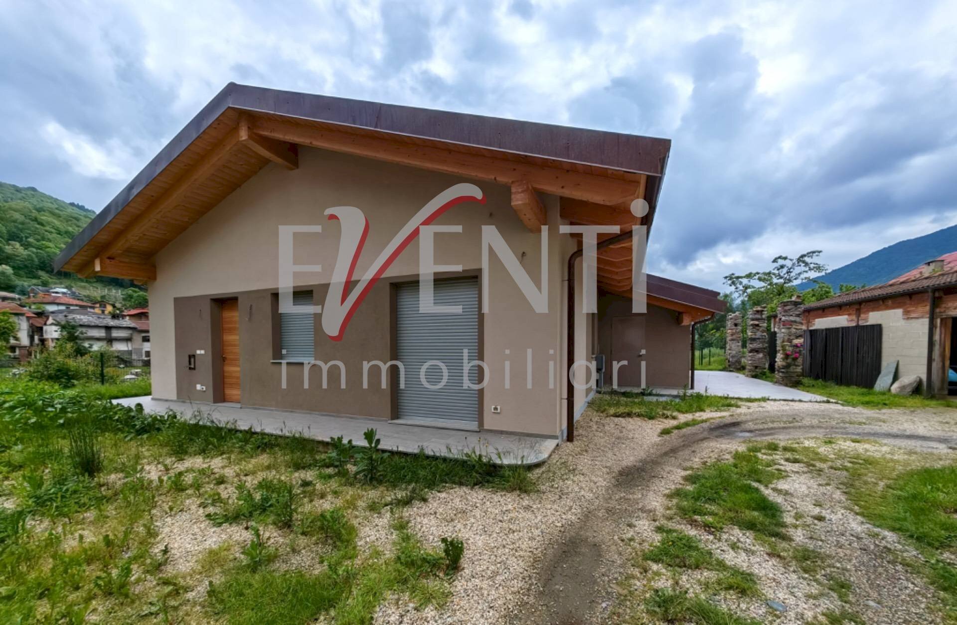 Foto 1 - Villa a Schiera Piazza San Rocco
 
3, Pinasca - foto 1