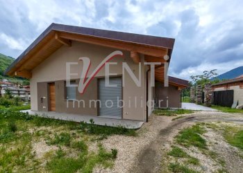 Foto 1 - Villa a Schiera Piazza San Rocco
 
3, Pinasca - foto 1