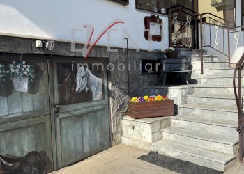 Foto 4 - Casa indipendente Frazione Roreto
 
3, Roure - foto 4