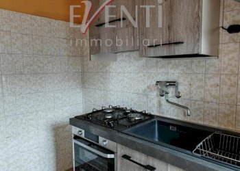 Foto 9 - Quadrilocale Via Umberto
 
I°, San Germano Chisone - foto 9