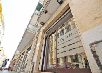 Foto 5 - Locale Commerciale Via Mariano Stabile
 
80, Palermo - foto 4