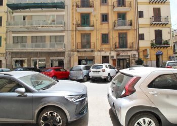 Foto 13 - Locale Commerciale Via Mariano Stabile
 
80, Palermo - foto 12