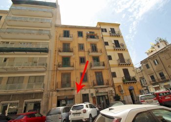 Foto 14 - Locale Commerciale Via Mariano Stabile
 
80, Palermo - foto 13