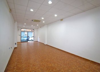 Foto 21 - Locale Commerciale Via Mariano Stabile
 
80, Palermo - foto 20