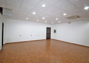 Foto 25 - Locale Commerciale Via Mariano Stabile
 
80, Palermo - foto 24