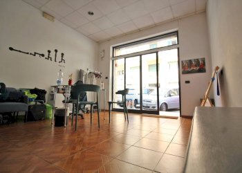 Foto 58 - Locale Commerciale Via Mariano Stabile
 
80, Palermo - foto 57