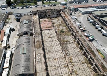 Foto 20 - Capannone Via Ingham
 
23, Palermo - foto 17