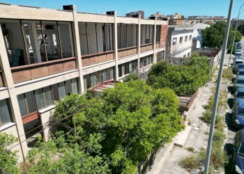 Foto 25 - Capannone Via Ingham
 
23, Palermo - foto 22