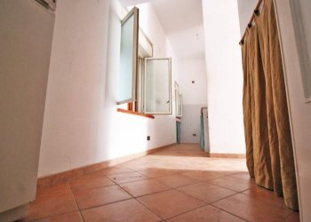 Foto 36 - Trilocale Via Francesco Baracca
 
48, Palermo - foto 35