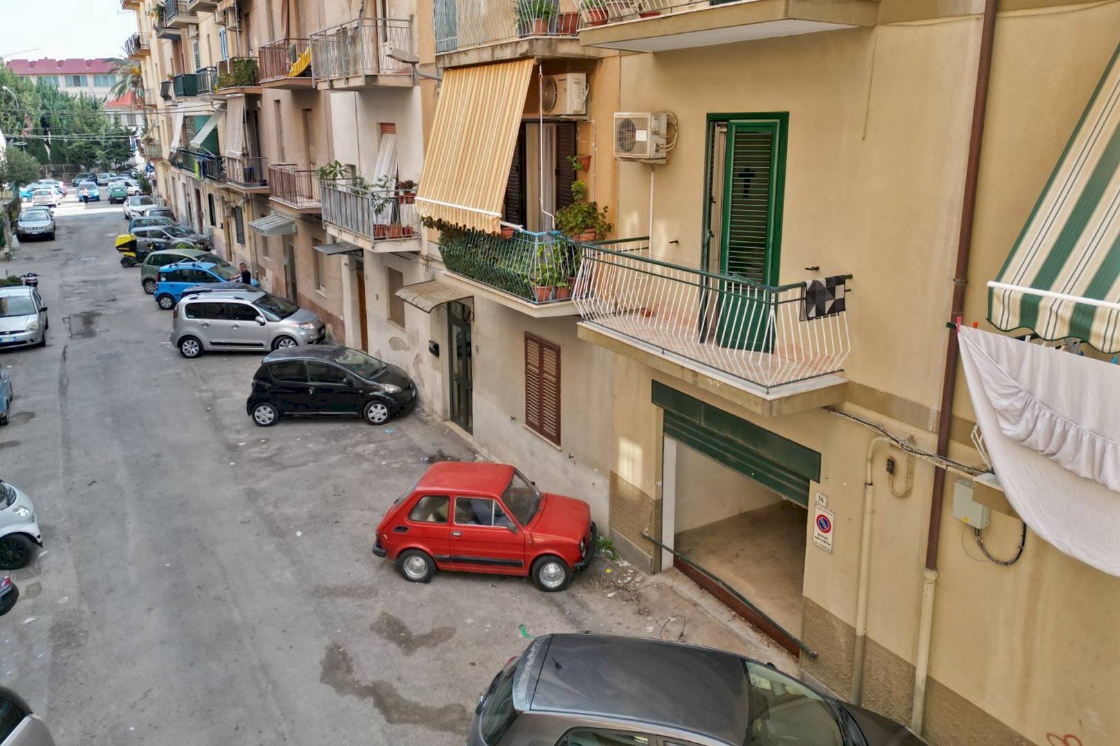 Foto 3 - Box Via Favignana
 
14, Palermo - foto 3