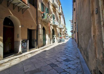 Foto 13 - Locale Commerciale Via Alloro
 
19, Palermo - foto 12