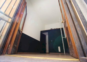 Foto 19 - Locale Commerciale Via Alloro
 
19, Palermo - foto 18