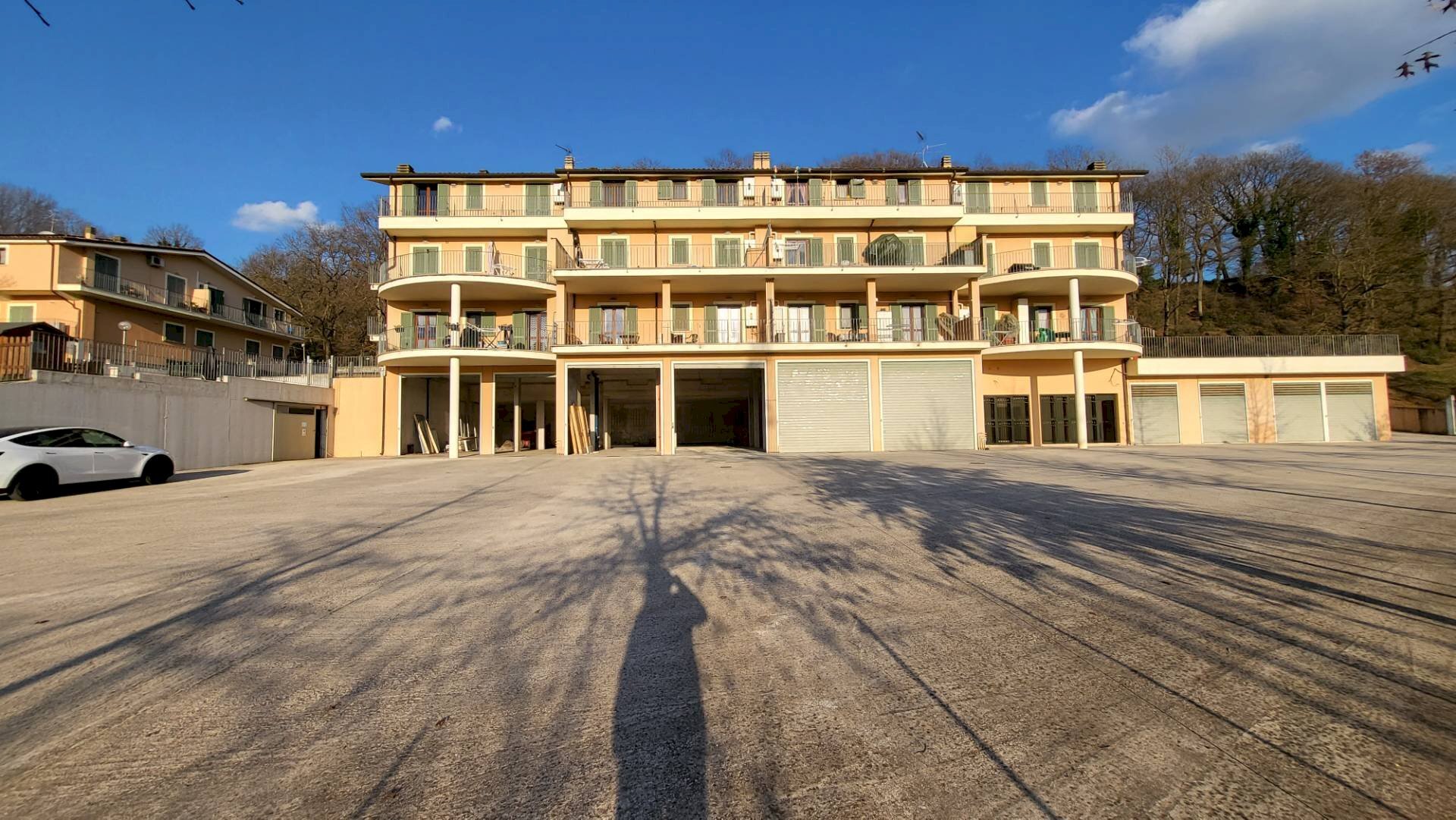 Foto 1 - Commercial Premises Via Casilina
 
433/A, Valmontone - photo 1