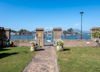 Foto 1 - Villa Fondamenta Cristoforo Parmense
 
10, Venezia - foto 1