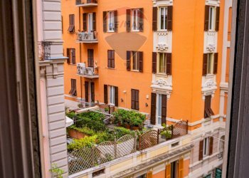 Foto 3 - Appartamento Via Cesarea
 
11, Genova - foto 2