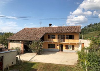 Foto 1 - Casa indipendente VIA IANO
 
8, Farigliano - foto 1