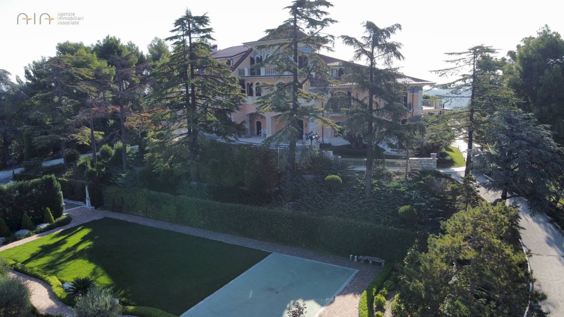 Foto 3 - Villa Strada Provinciale Cuprense  (Contrada cabiano 19)
 
19, Ripatransone - photo 3