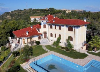 Foto 2 - Villa Strada Provinciale Cuprense  (Contrada cabiano 19)
 
19, Ripatransone - photo 2