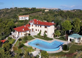 Foto 29 - Villa Strada Provinciale Cuprense  (Contrada cabiano 19)
 
19, Ripatransone - photo 29