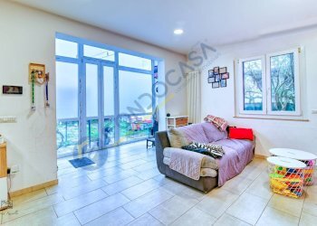 Foto 9 - Villa VIA ISONZO
 
16, Solaro - foto 9