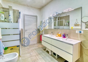 Foto 18 - Villa VIA ISONZO
 
16, Solaro - foto 18