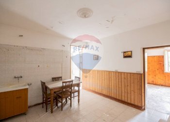 Sala da pranzo - Casa indipendente Marcaria - foto 9