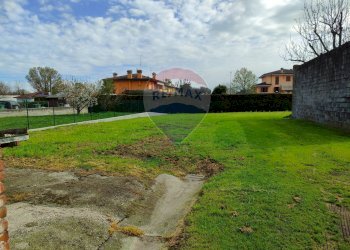 Giardino - Casa indipendente Via Roncobonoldo
 
61, Suzzara - foto 5