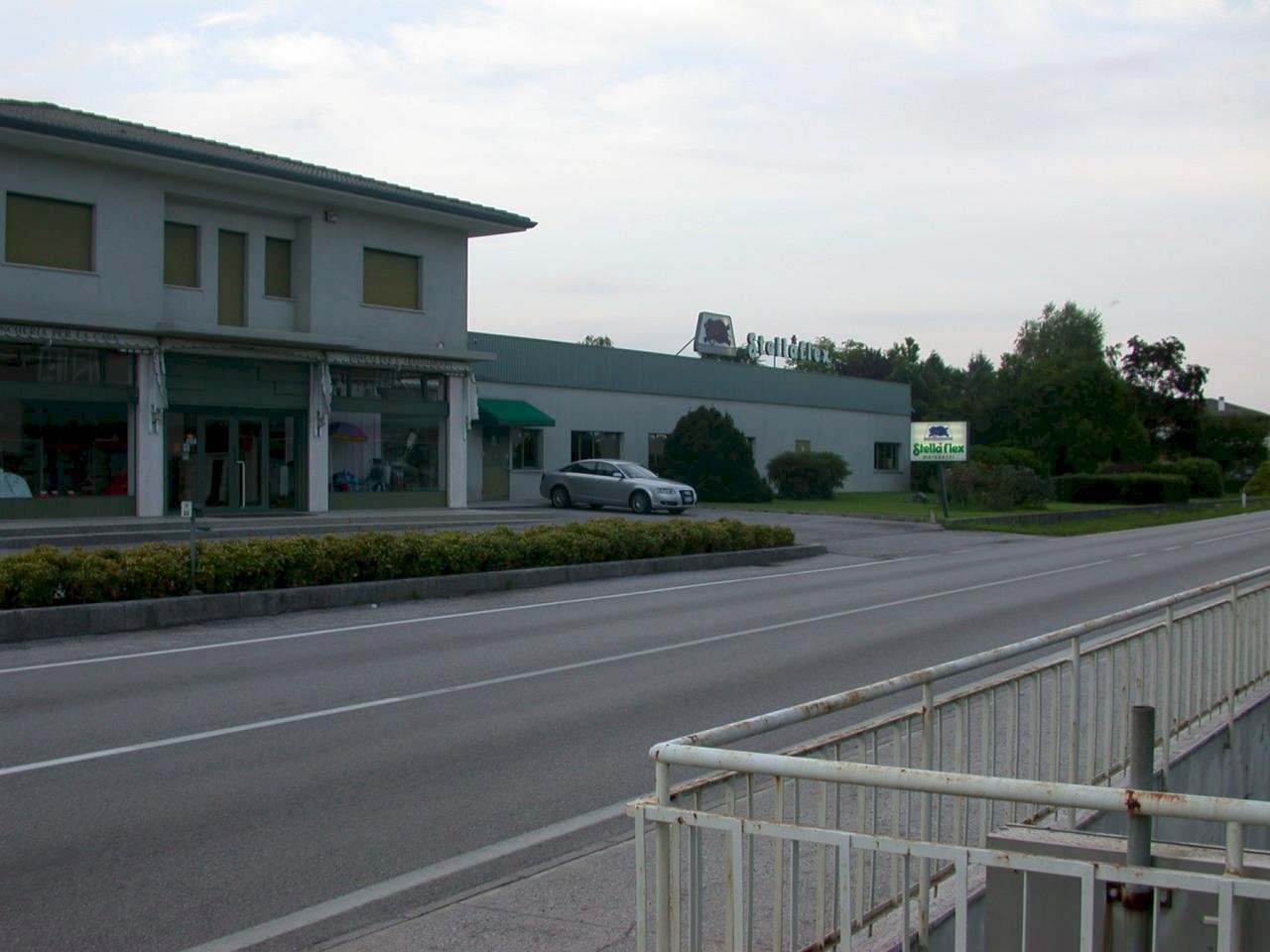 Foto 1 - Locale Commerciale via ponte roitero, Spilimbergo - foto 1