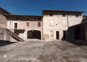 Foto 1 - Casa indipendente via cristoforo colombo, Mereto di Tomba - foto 1