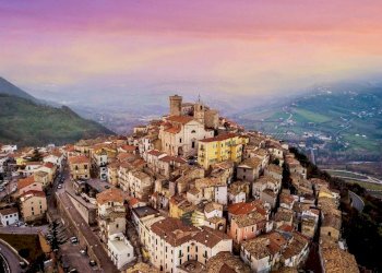 Foto 1 - Rustico VIA DEL MUNICIPIO
 
6 -8 -10, Abbateggio - foto 1