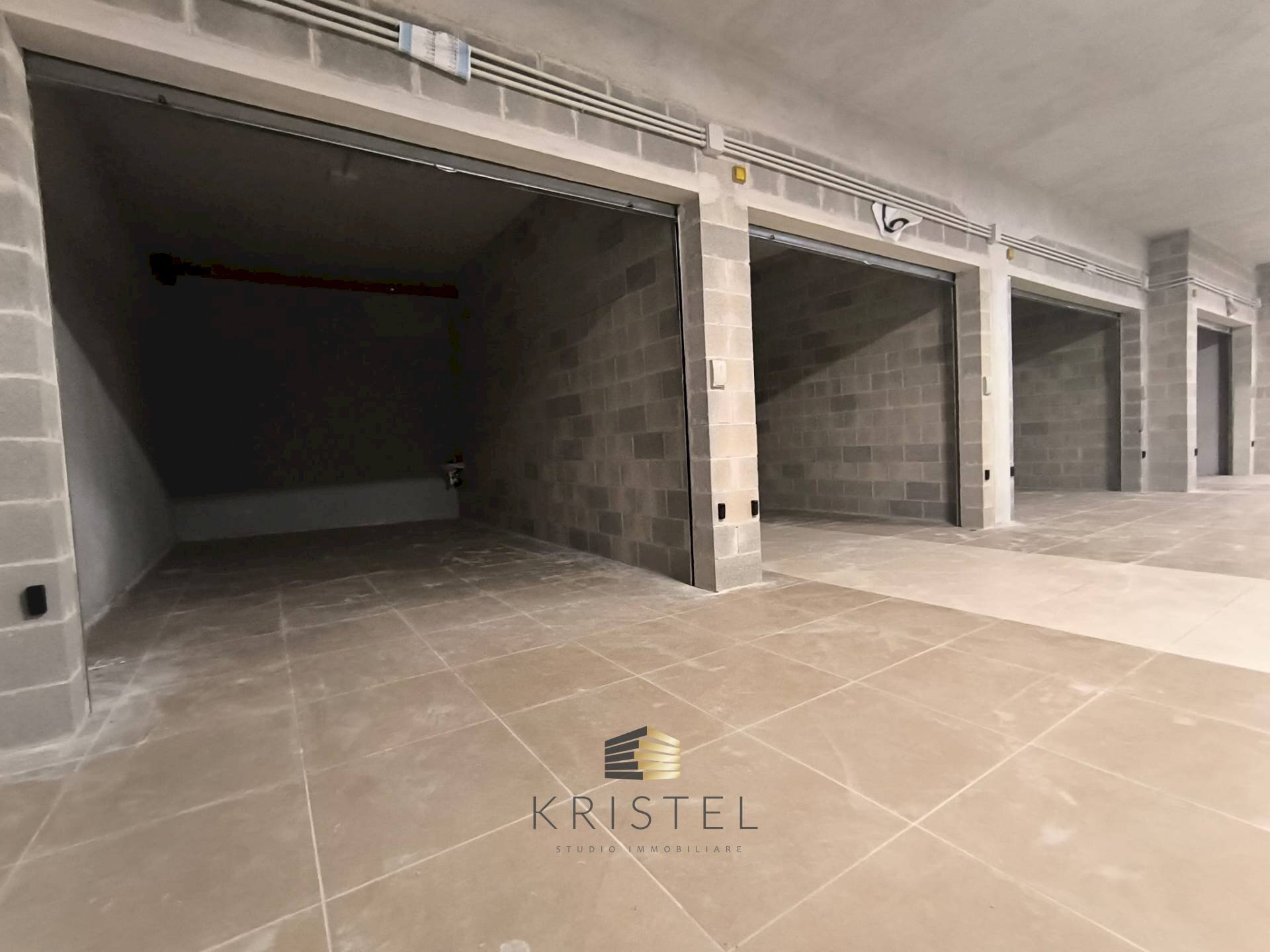 Foto 2 - Box VIALE GUGLIELMO MARCONI
 
120, Pescara - photo 2