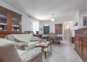 Foto 3 - Villa VIA CROCI
 
14, Casalincontrada - foto 3