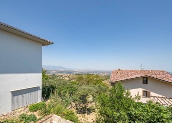 Foto 17 - Villa VIA CROCI
 
14, Casalincontrada - foto 17