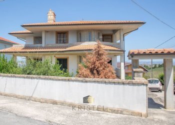 Foto 22 - Villa VIA CROCI
 
14, Casalincontrada - foto 22