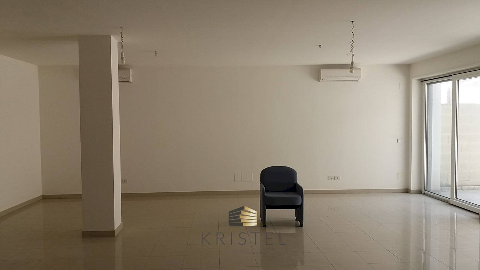 Foto 2 - Office VIA MICHELANGELO
 
14, Pescara - photo 2