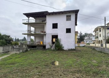 Foto 10 - Casa indipendente VIA CONGIUNTI
 
5, Collecorvino - foto 7