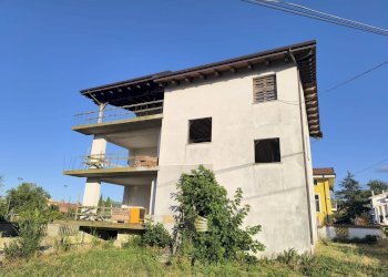 Foto 16 - Casa indipendente VIA CONGIUNTI
 
5, Collecorvino - foto 13