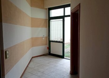 Foto 12 - Locale Commerciale via manzoni, Ponsacco - foto 11