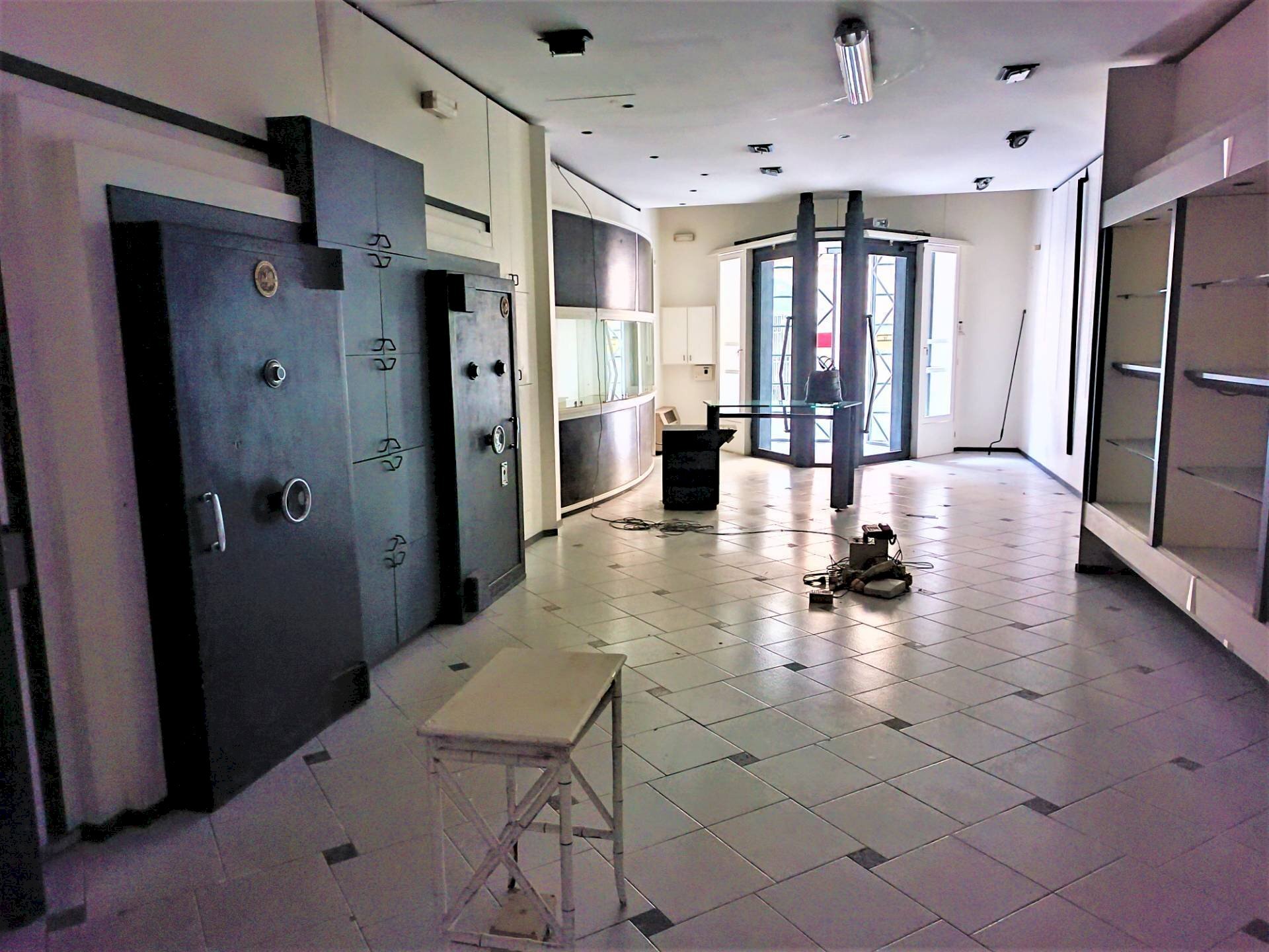 Foto 3 - Locale Commerciale via vittorio veneto, Pontedera - foto 3