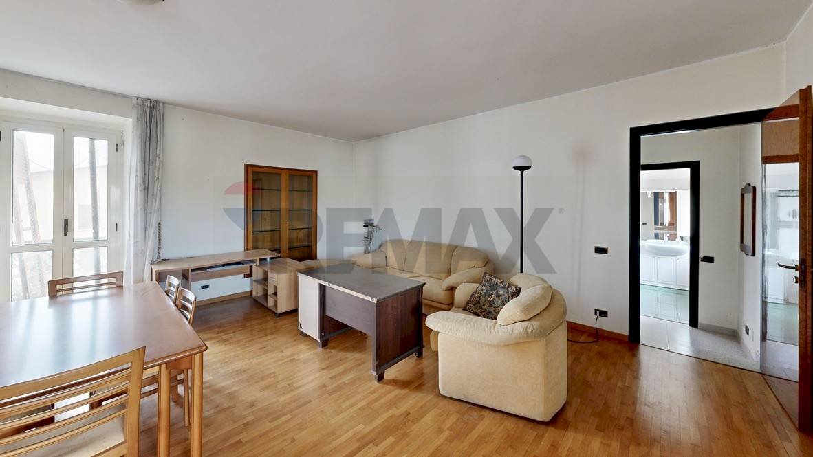 Sala da pranzo - Casa indipendente piazza Santi Astanzio e Antoniano
 
3, Torrevecchia Pia - foto 1