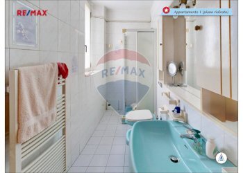 Bagno - Casa indipendente piazza Santi Astanzio e Antoniano
 
3, Torrevecchia Pia - foto 26
