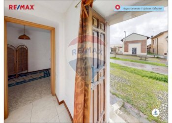 Hall / corridoio - Casa indipendente piazza Santi Astanzio e Antoniano
 
3, Torrevecchia Pia - foto 30